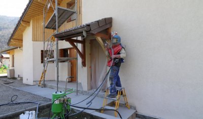 Battendier Jacky et Fils Aime la Plagne - Rénovation en second œuvre pour particuliers - Aérogommage de façade bois